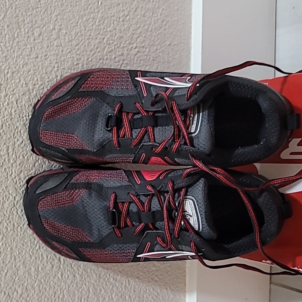 Altra Lone Peak 3.5 Red Men 10